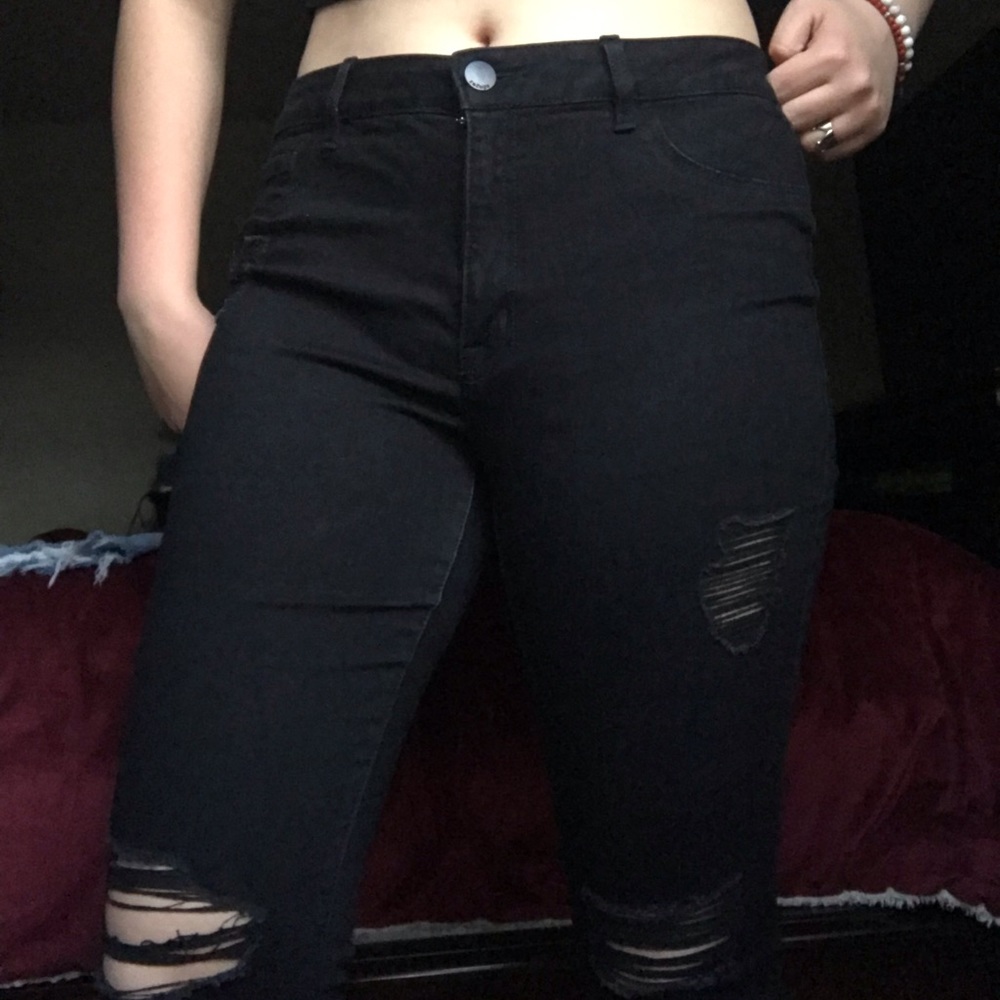 Black ripped jeans
